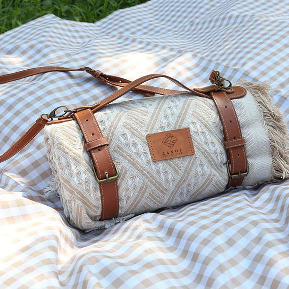 Canoe Collective Beach Blanket with leather carrier new with tags Nomad Blanket - Picture 6 of 13